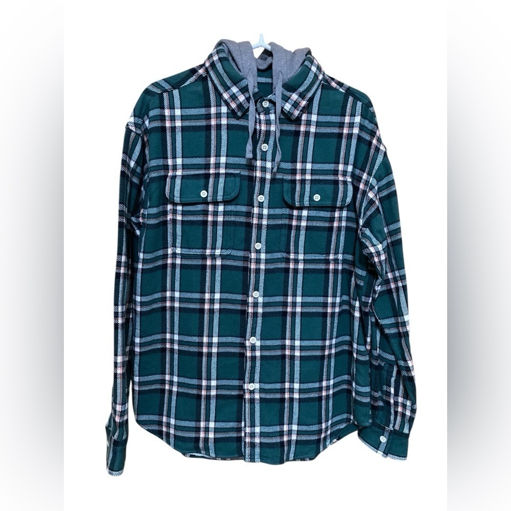 American Eagle Men’s Large Flannel Green/Black Plaid Button Down Hoodie Shacket.